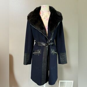 Via Spiga Navy Blue Women’s Asymmetrical Zip Faux Fur Collar Coat size 10